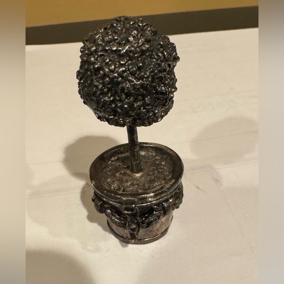 Vintage Gianna Rose Topiary Tree Hinged Trinket Box - Picture 1 of 5